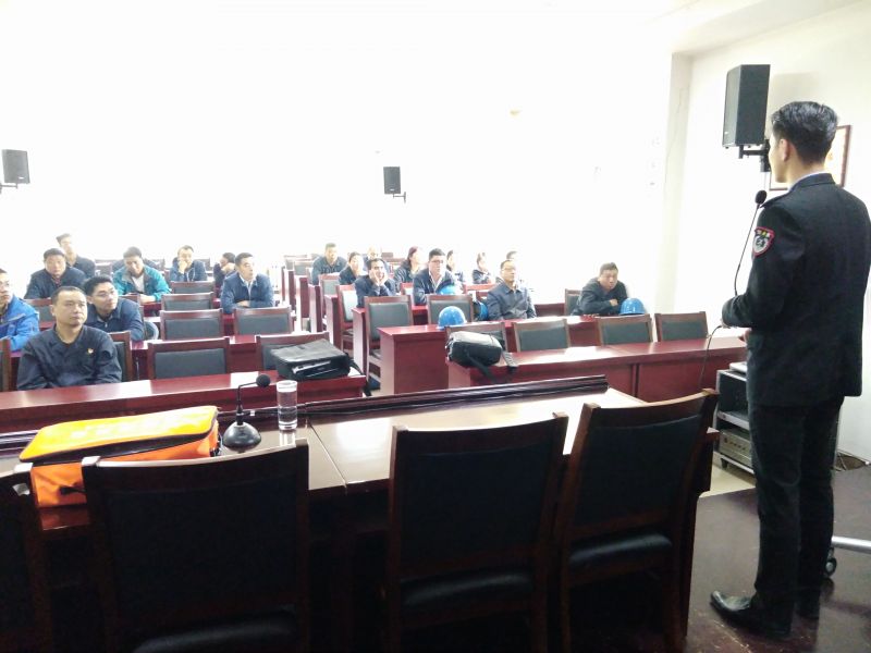 
				   
					黃河同力組織開展2019年消防安全、職業(yè)衛(wèi)生及廠區(qū)雙重預防體系建設知識培訓
				 